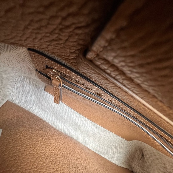 Tory Burch Britten Satchel - Picture 12 of 16